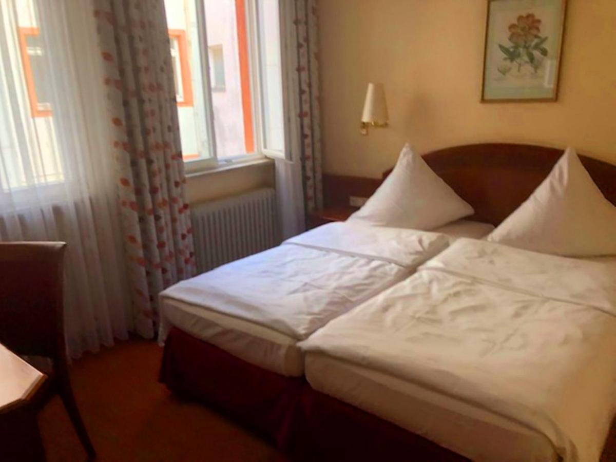 City Partner Hotel Hollaender Hof Хайделберг Екстериор снимка